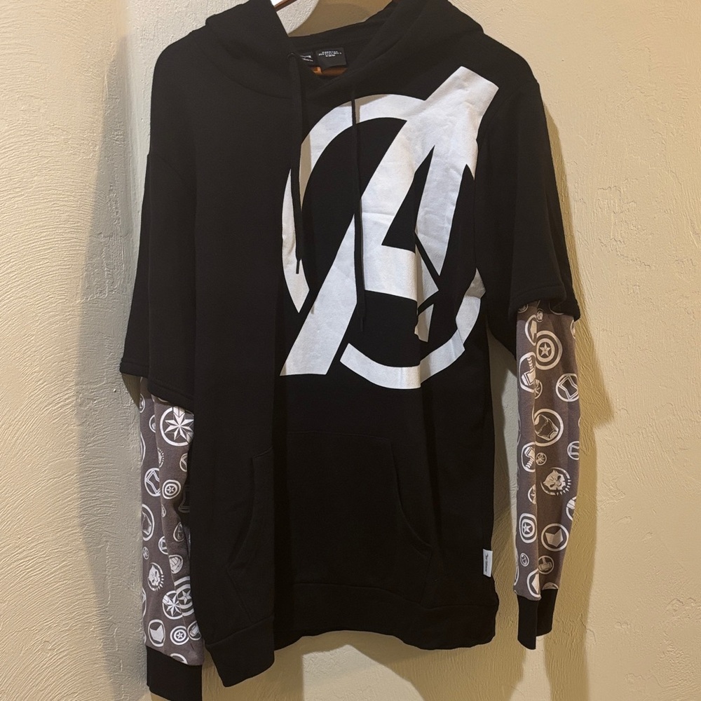 Marvel Black and Gray Avengers Hoodie - Medium